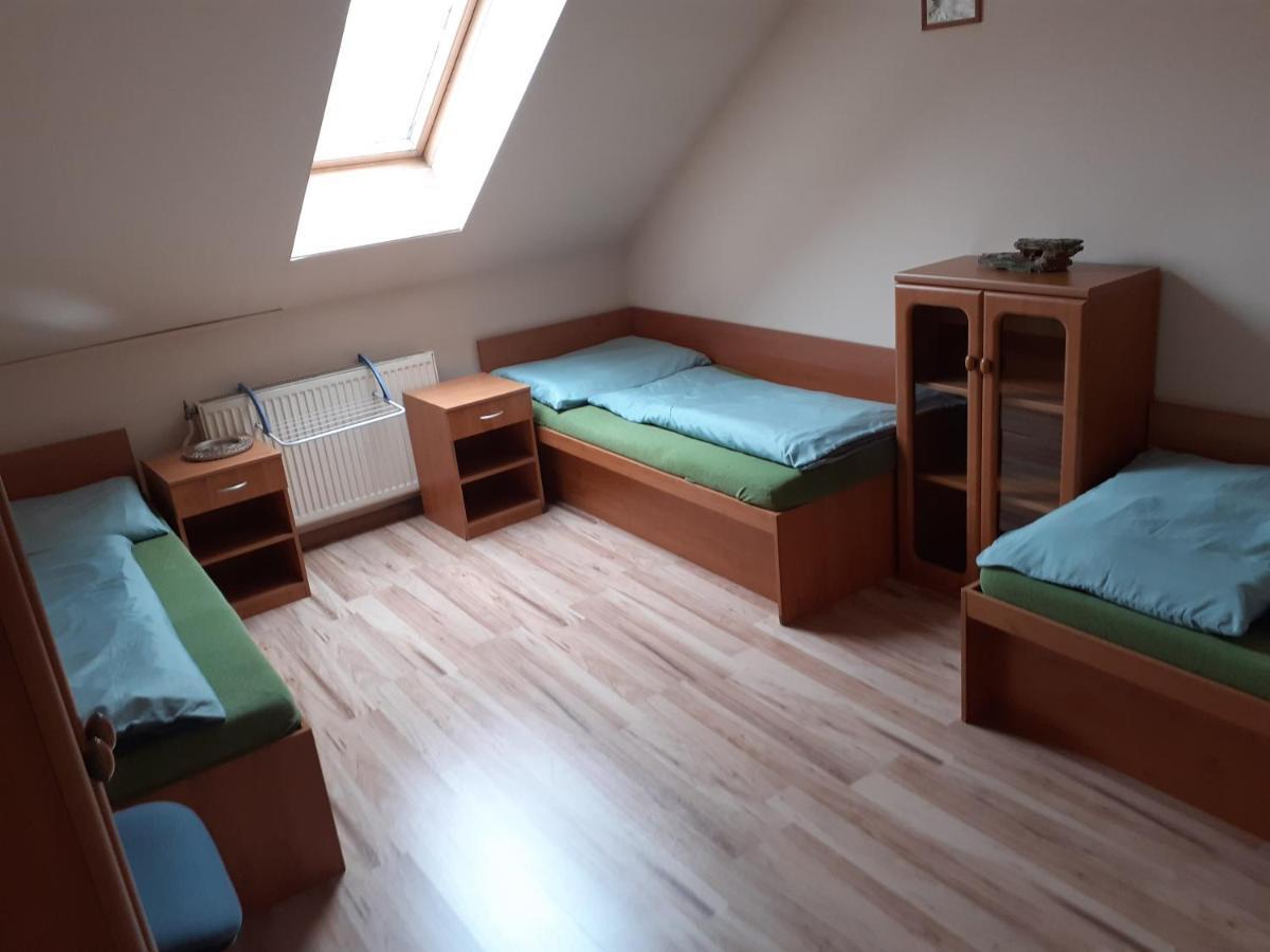 Hostel Fontana Zilina Exterior photo